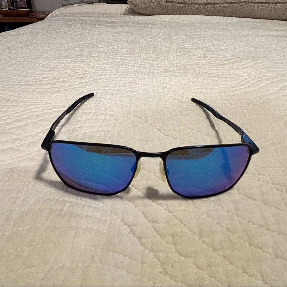 Oakley Ejector Black Rim Polarized Sunglasses with Blue Lenses